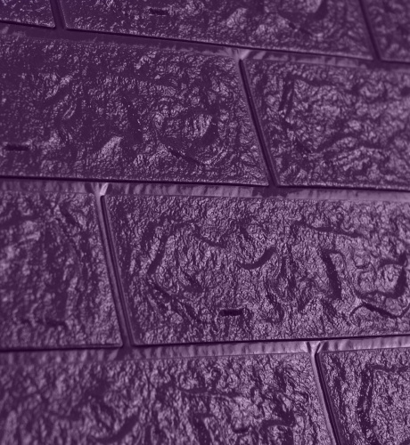 Самоклеюча декоративна 3D панель під фіолетову цеглу 700x770x5 мм  фото 3