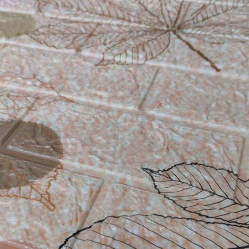 Самоклеюча декоративна 3D панель листя каштан 700x770x5 мм  фото 3